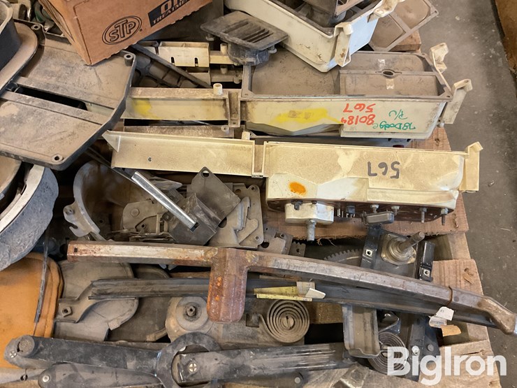 chevrolet-&-dodge-pickup-parts-image-10