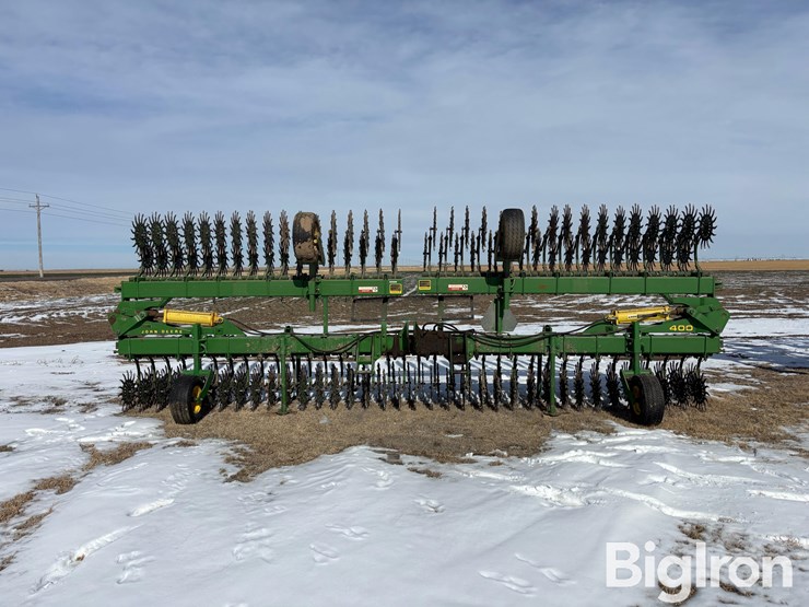 john-deere-40-image-2