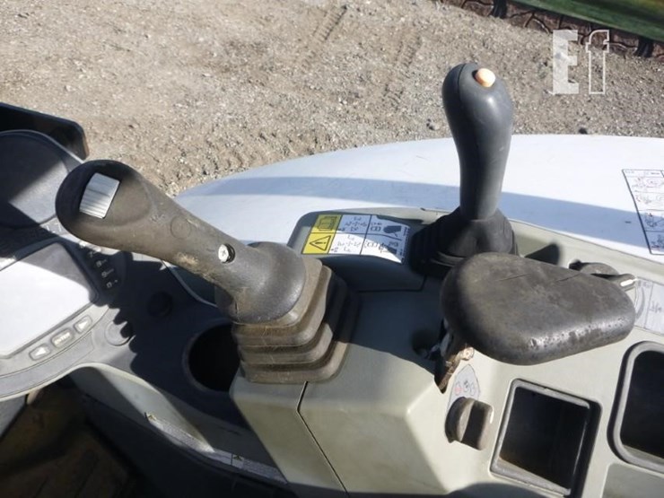 2019-bobcat-e35-image-9