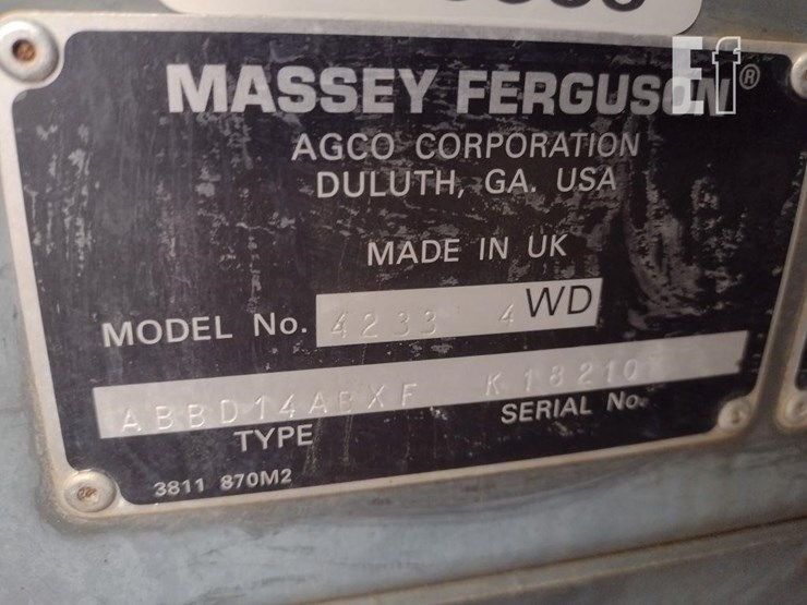 2002-massey-ferguson-4233-image-5