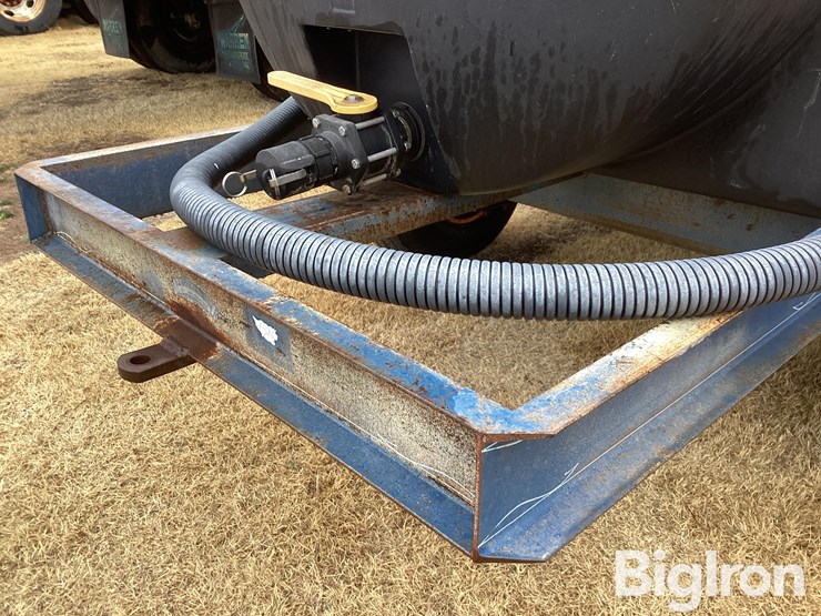 1000-gal-nurse-trailer-image-14