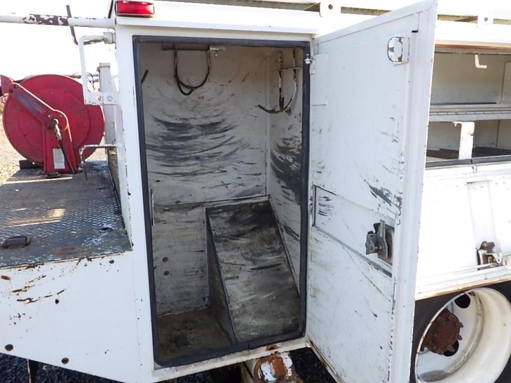 2007-sterling-acterra-image-30