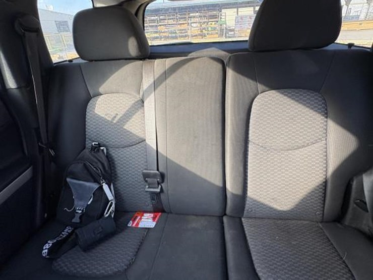 2011-chevrolet-hhr-image-10