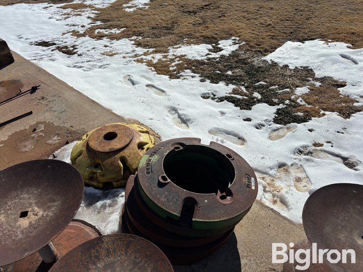 rear-inside-tractor-weights-image-5