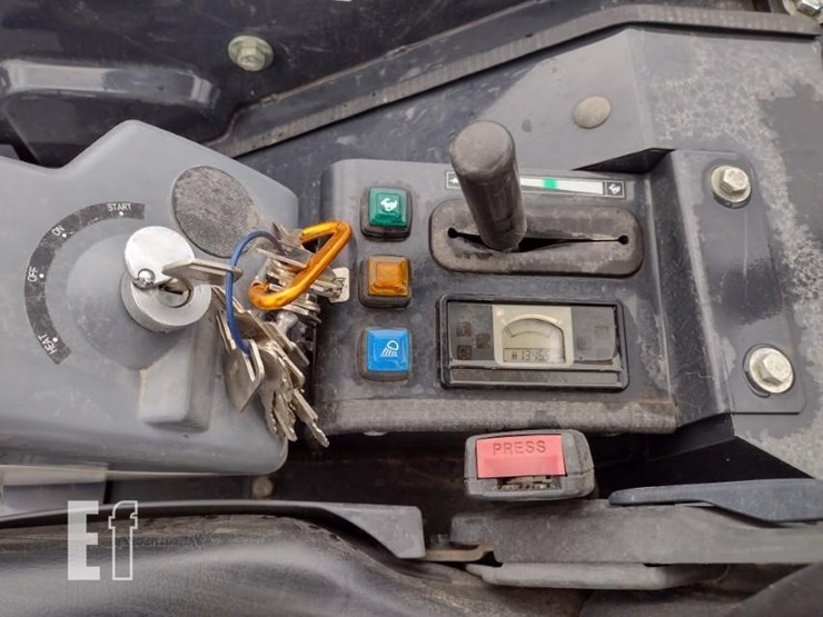 2022-deere-26g-image-9