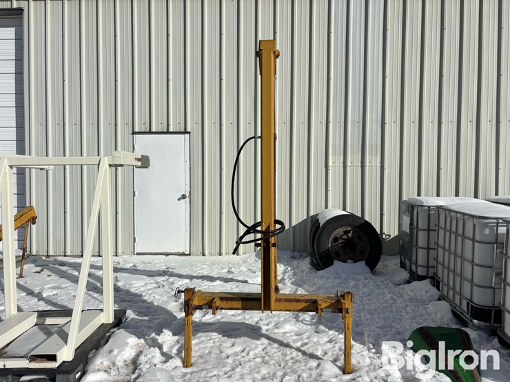 ag-crane-3-pt-lift/crane-image-2