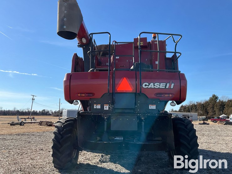 2011-case-ih-5088-image-6