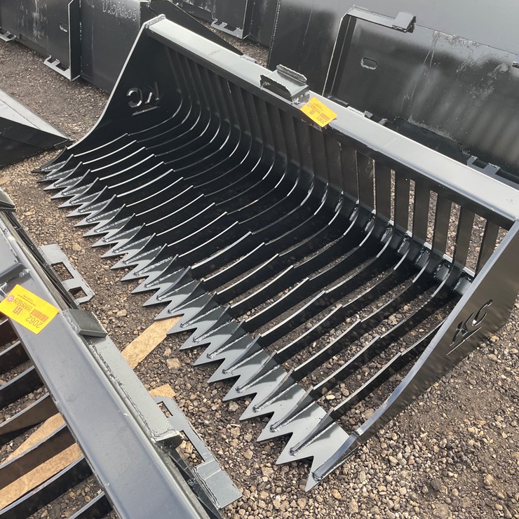 #2061 • 72" High Side Fine Skeleton Bucket