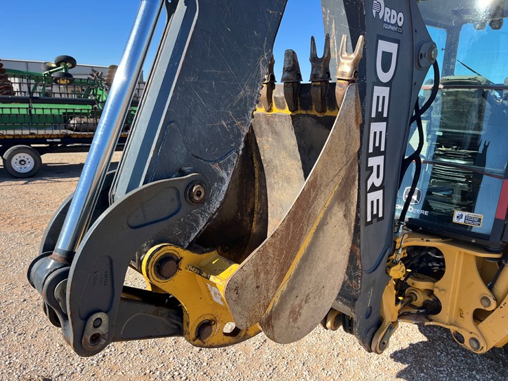 2012-deere-310s-image-14