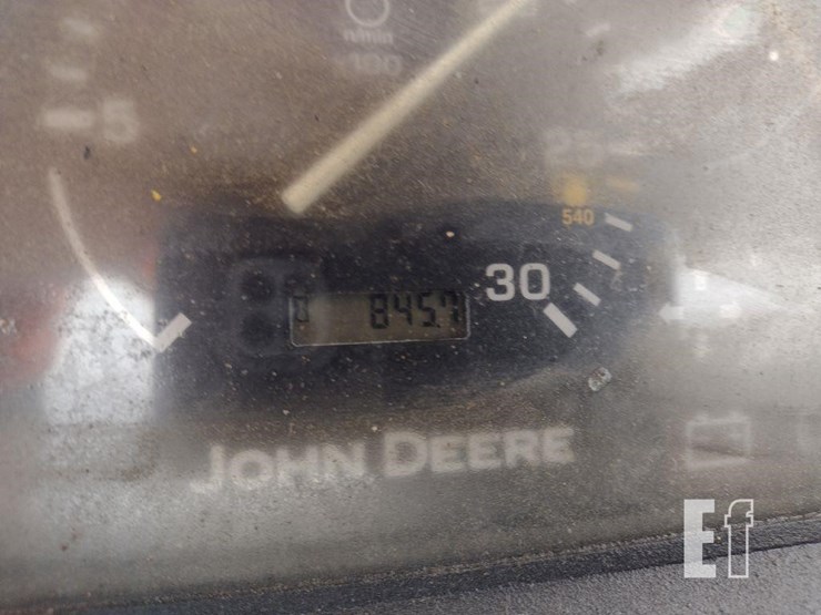 john-deere-110-image-6