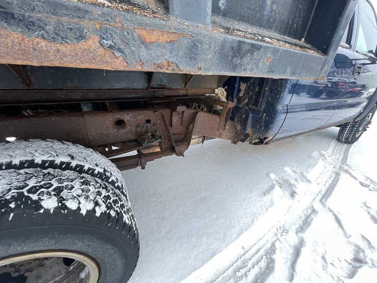 2002-chevrolet-2500-image-32