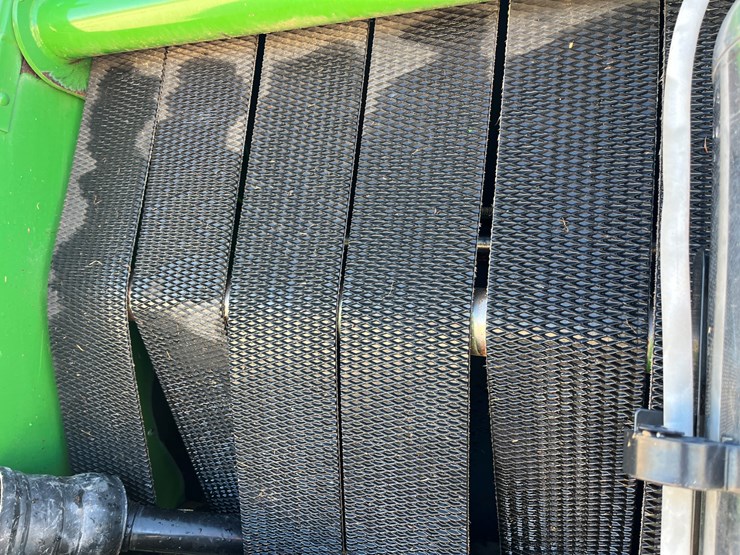 2020-john-deere-450m-image-2