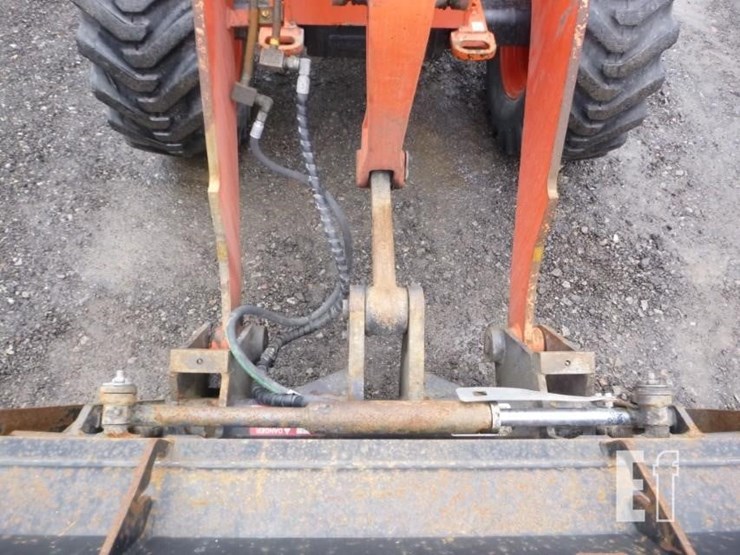 2019-kubota-r430-image-13