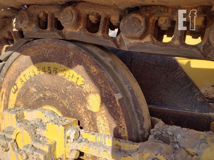 2021-deere-650k-lgp-image-29