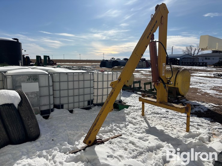 ag-crane-3-pt-lift/crane-image-3