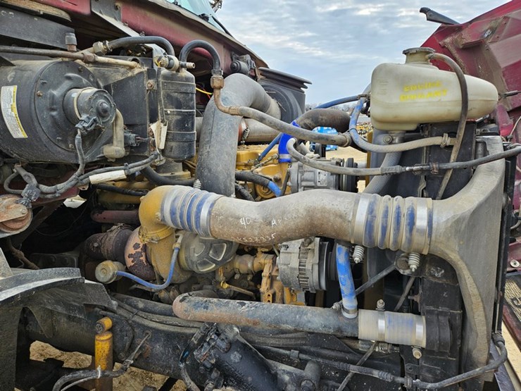 2000-caterpillar-c13-image-9