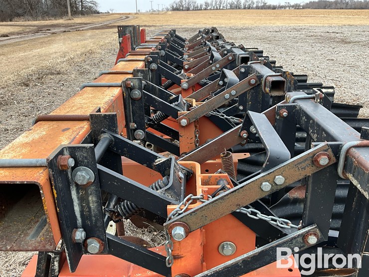 sukup-6r30”-3-pt-row-crop-cultivator-image-15