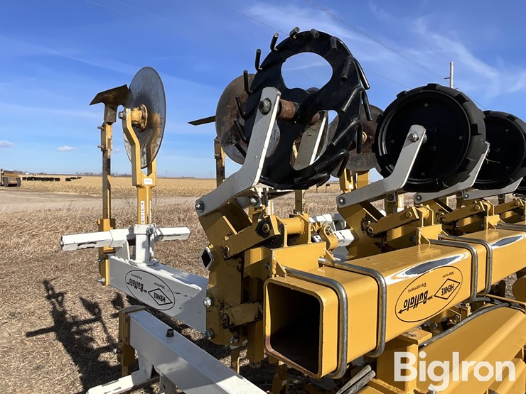 2017-buffalo-63071630-16r30-cultivator-image-12