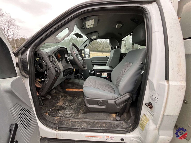 2013-ford-f450-image-56