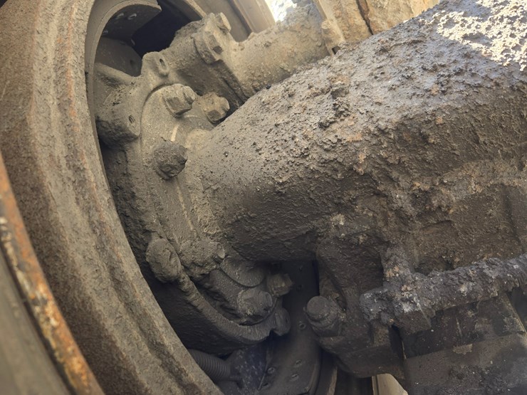 1999-mack-rd690s-image-93