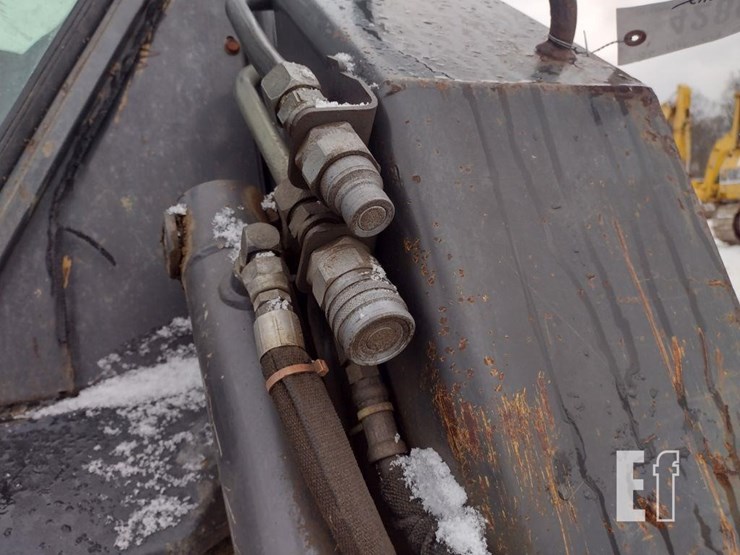 2006-new-holland-c190-image-15