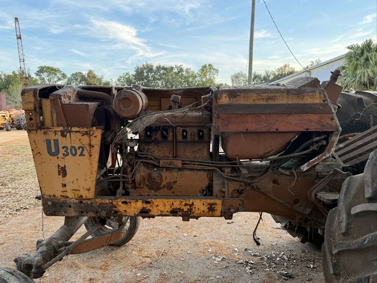 minneapolis-moline-u302-image-21