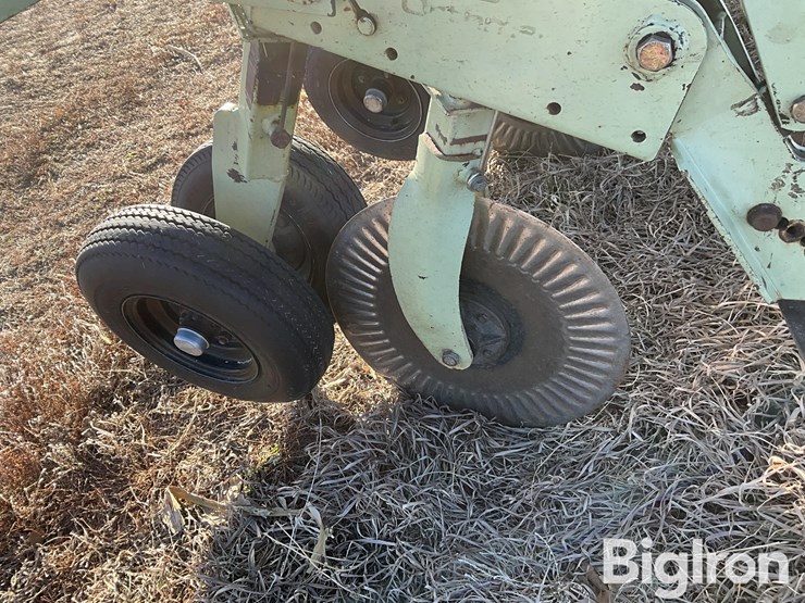 2012-orthman-16r30-cultivator-image-15