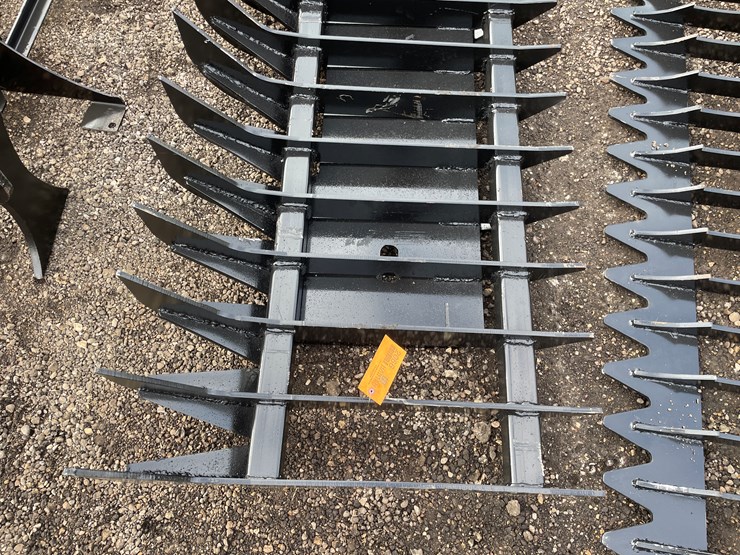 #2066-•-70"-root-rake-image-2