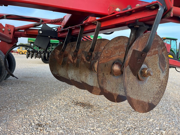 case-ih-3900-image-7