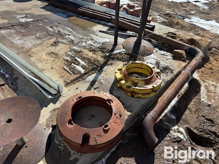 rear-inside-tractor-weights-image-3