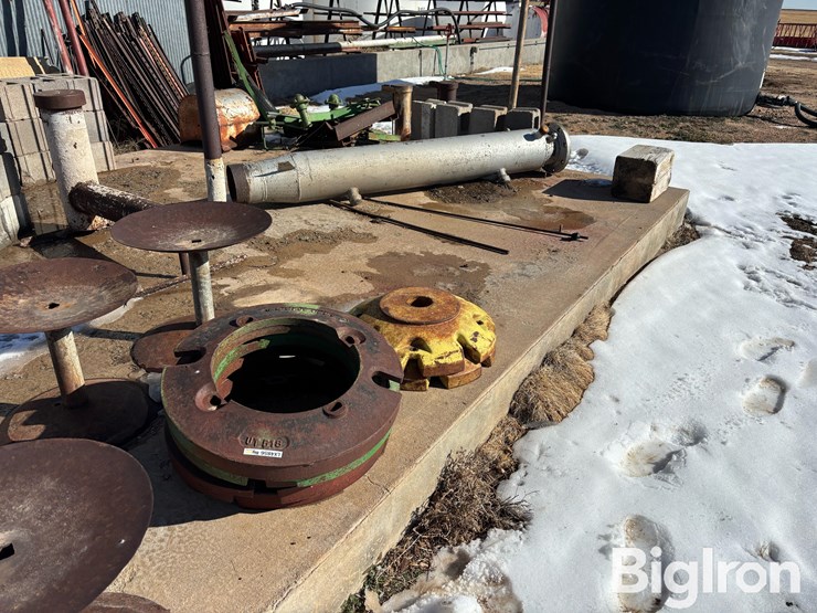 rear-inside-tractor-weights-image-3