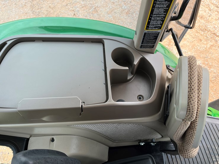 2015-john-deere-5100e-image-20