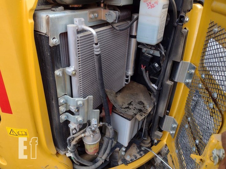 2023-deere-30g-image-44