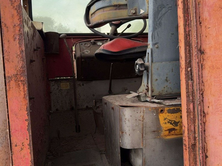 massey-ferguson-95-image-13