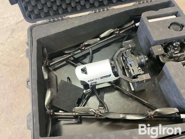 asctec-falcon-8-drone-(octohopter)-image-4