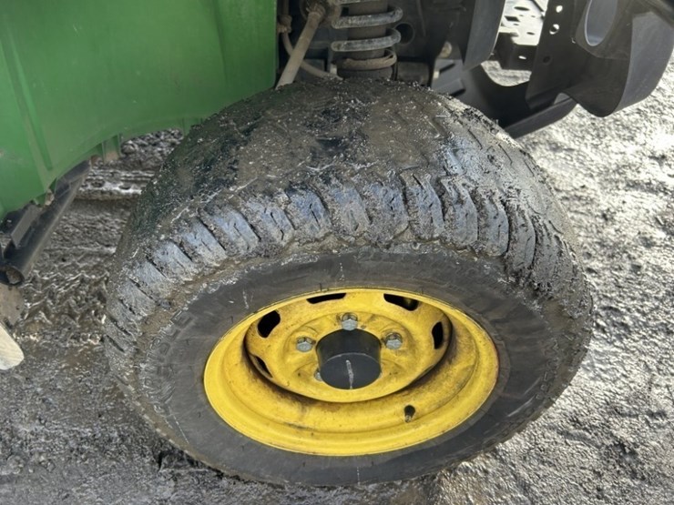 2012-john-deere-gator-xuv-625i-image-31