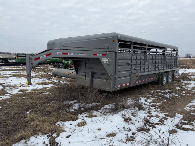 #1013-•-gr-trailer-image-1