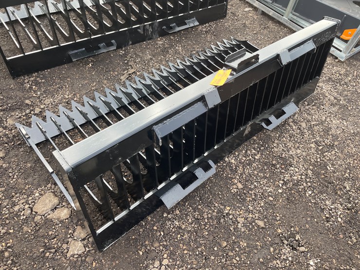 #2064-•-72"-low-side-fine-skeleton-bucket-image-3