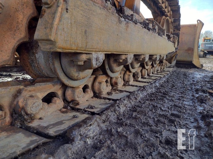 komatsu-d31a-17-image-32