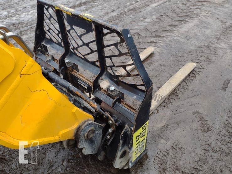 2019-jcb-505-image-15