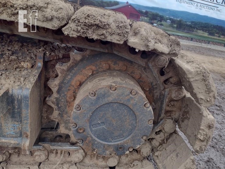 2022-case-cx145d-msr-image-28