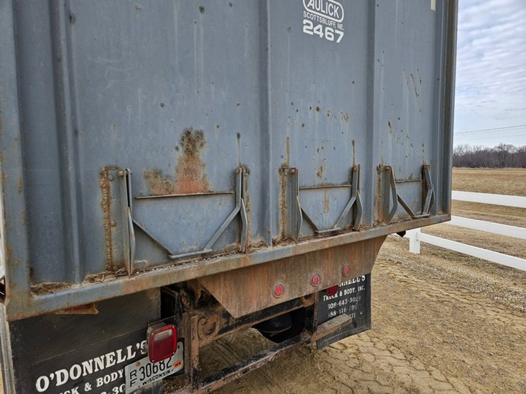 2000-caterpillar-c13-image-19