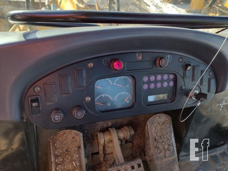 2005-caterpillar-963c-image-7