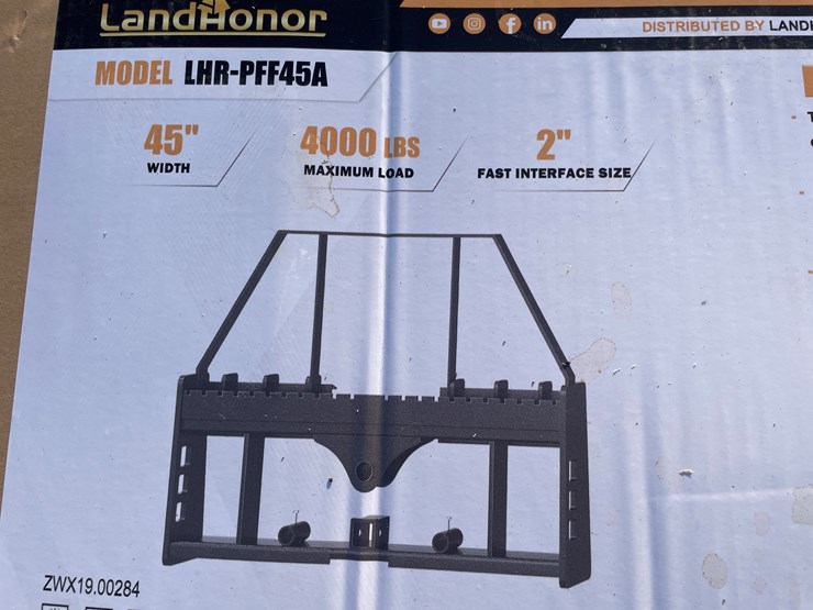 #2122-•-landhonor-45"-pallet-forks-frame-attachment-image-8