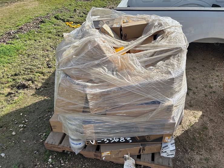 #1643-•-2-pallets-of-filters-image-2