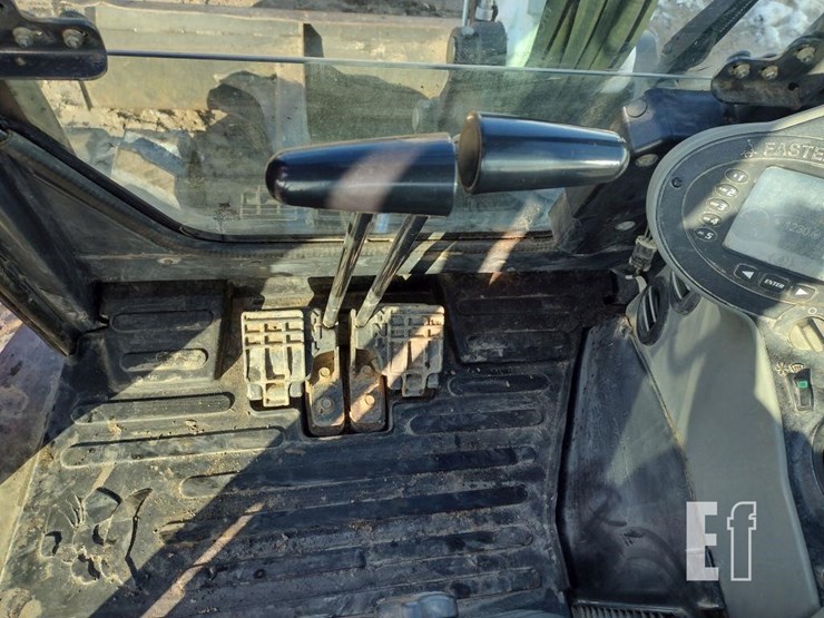 2015-bobcat-e55-image-12