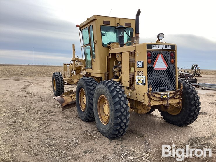 1993-caterpillar-120g-image-7