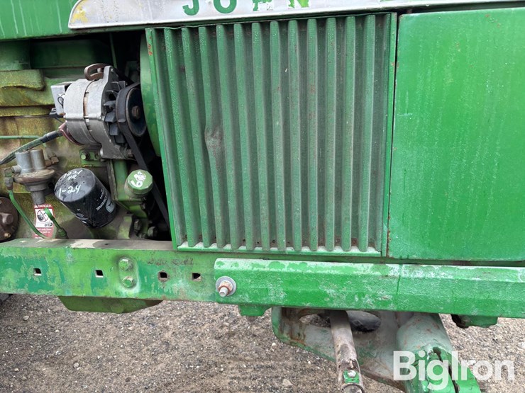 john-deere-2520-image-16