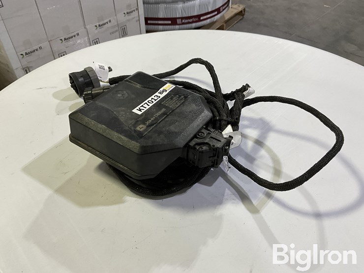 john-deere-m-image-3