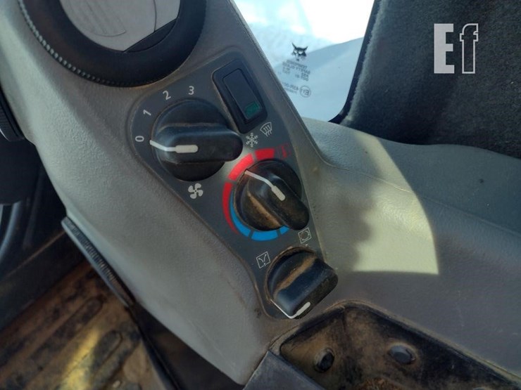 2012-bobcat-e45-image-9